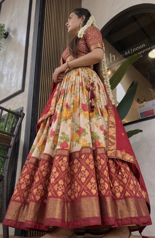 Red_Patola_Print_With_Foil_Work_Dola_Silk_Lehenga_Choli_For_Women