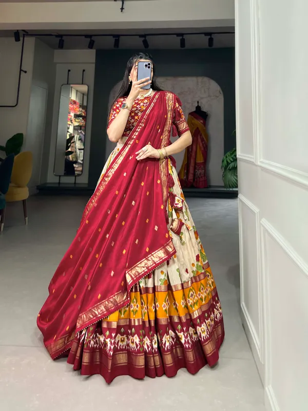 Elegant_Red_&_White_Printed_Lehenga_Choli_Set_with_Traditional_Floral_Border_&_Matching_Dupatta