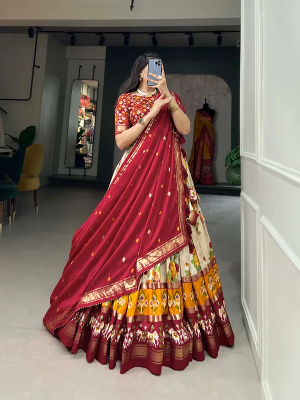 Elegant_Red_&_White_Printed_Lehenga_Choli_Set_with_Traditional_Floral_Border_&_Matching_Dupatta