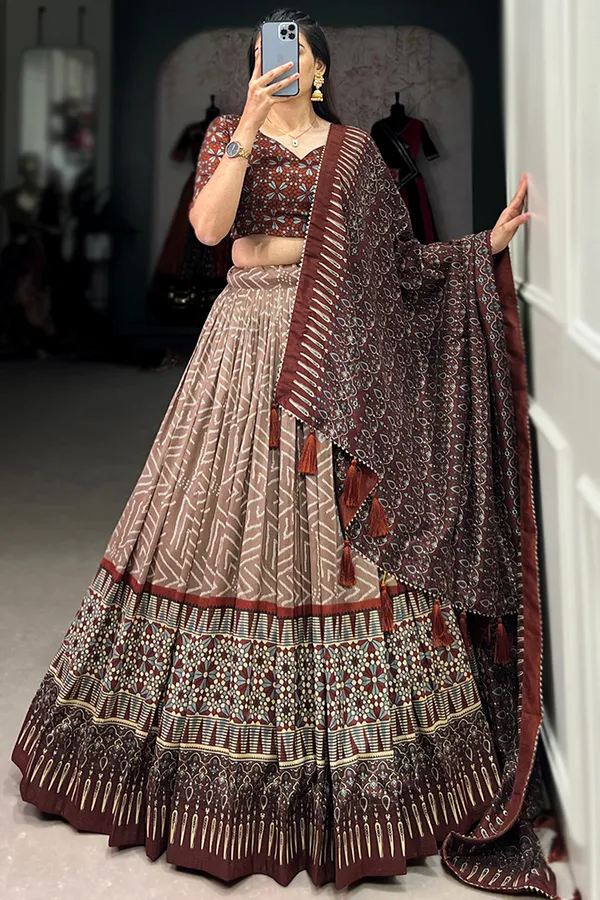 Maroon_Patola_Print_With_Foil_Work_Dola_Silk_Lehenga_Choli_For_Women