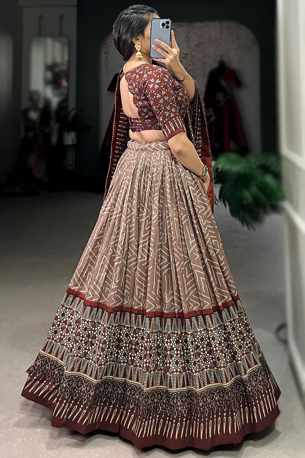 Maroon_Patola_Print_With_Foil_Work_Dola_Silk_Lehenga_Choli_For_Women