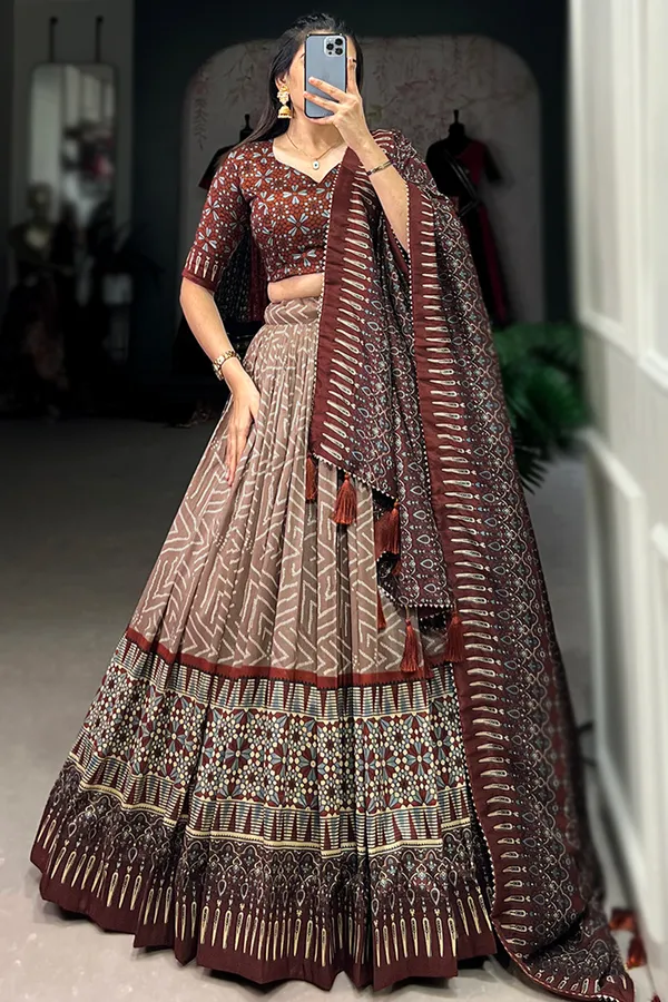 Maroon_Patola_Print_With_Foil_Work_Dola_Silk_Lehenga_Choli_For_Women