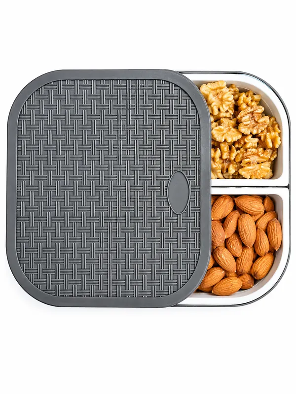 Premium_Dry_Fruit_Gift_Hamper_–_Almonds,_Pistachios,_Walnuts_&_Cashews