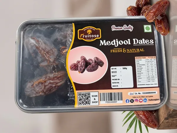 Pure_Organic_And_Nutrient_Rich_Medjool_Dates