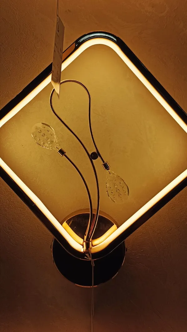 Aluminum_Modern_Black_Geometric_Frame_LED_Wall_Light