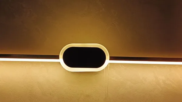 Aluminum_Modern_Warm_White_Oval_LED_Wall_Light