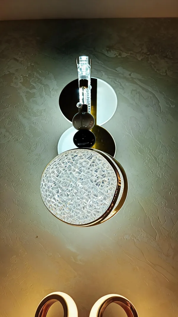 Crystal_Glass_Metal_Modern_Gold_Crystal_Ball_LED_Wall_Light