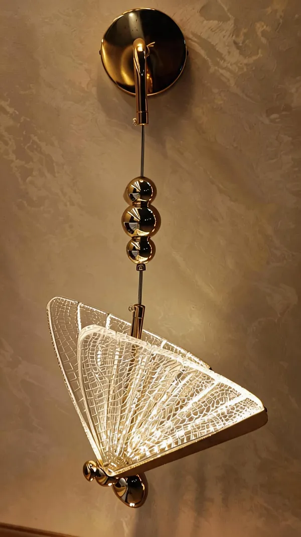 Metal_Glass_Decorative_Fan_Shaped_Gold_LED_Wall_Light