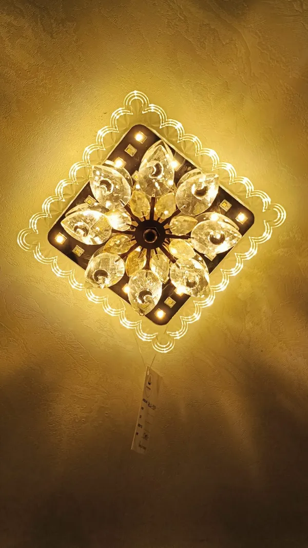 Crystal_Metal_Ornate_Gold_Floral_Diamond_LED_Wall_Light