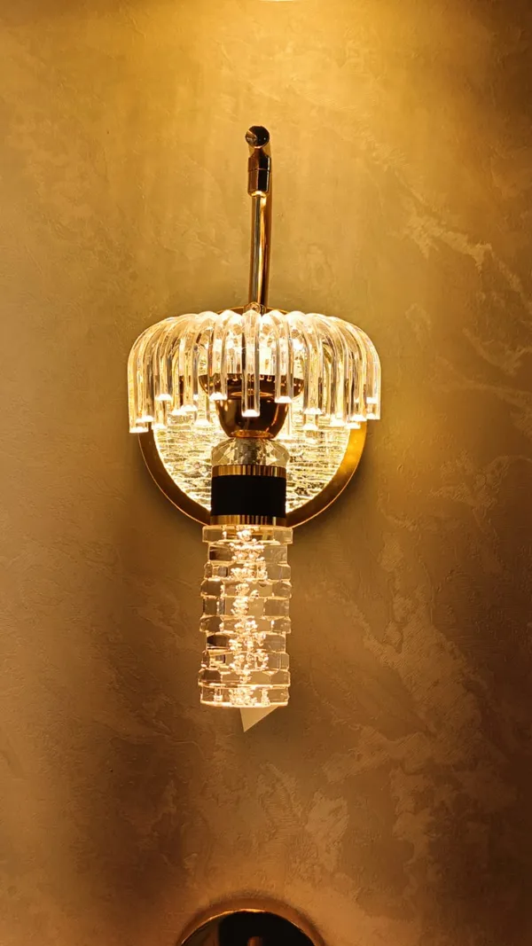 Metal_Glass_Decorative_Tiered_Crystal_Gold_Wall_Sconce_Light