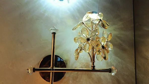 Crystal_Metal_Decorative_Floral_Gold_LED_Wall_Light