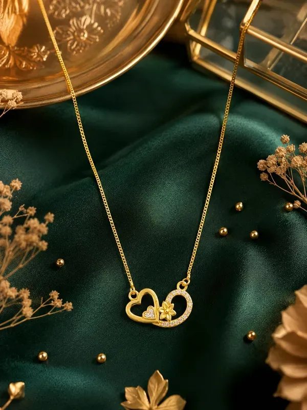 Gold_Brass_Premium_And_Elegant_Necklace_For_Women