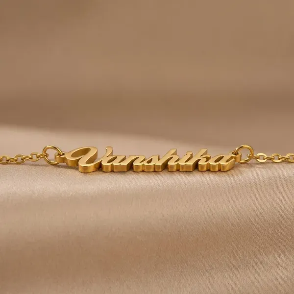 Gold_Brass_Premium_And_Elegant_Necklace_For_Women