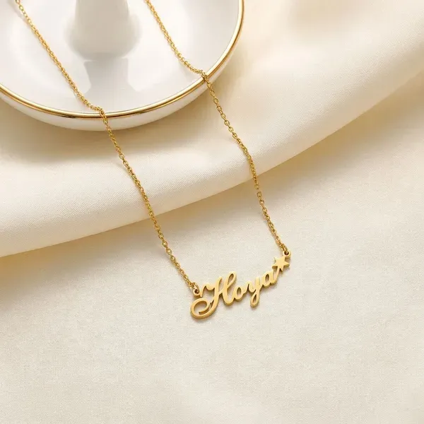 Gold_Brass_Premium_And_Elegant_Necklace_For_Women