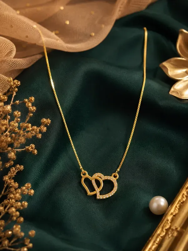 Gold_Brass_Premium_And_Elegant_Necklace_For_Women