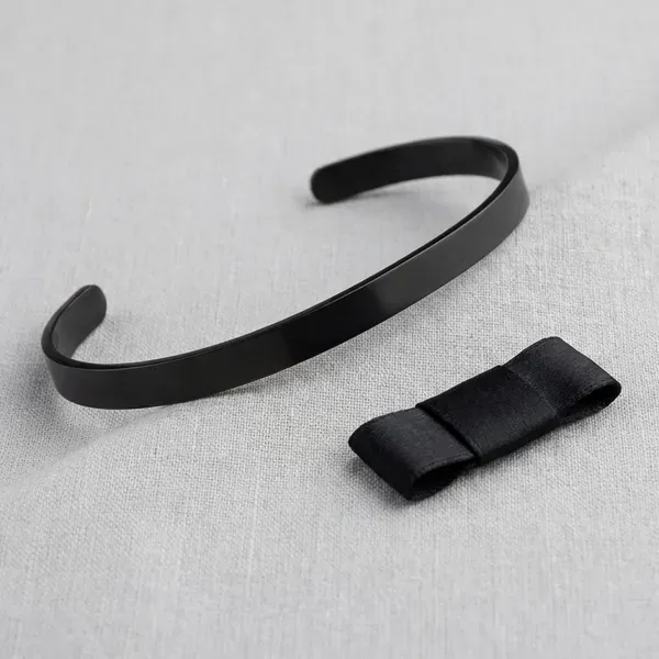 Black_Brass_Premium_And_Elegant_Bracelet_For_Unisex