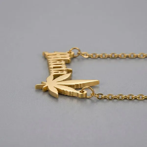 Gold_Brass_Premium_And_Elegant_Necklace_For_Women