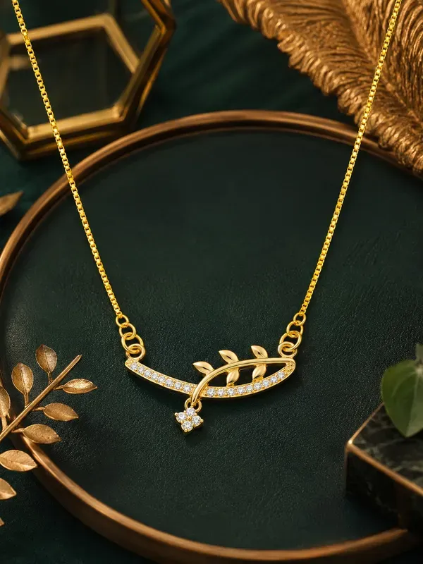Gold_Brass_Premium_And_Elegant_Necklace_For_Women