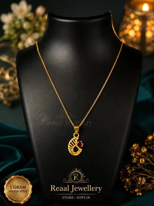 Gold_Brass_Premium_And_Elegant_Necklace_For_Women