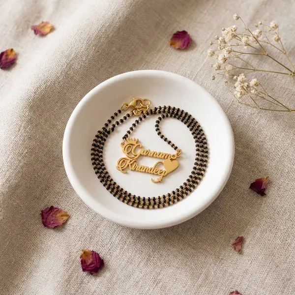 Gold_Brass_Premium_And_Elegant_Necklace_For_Women