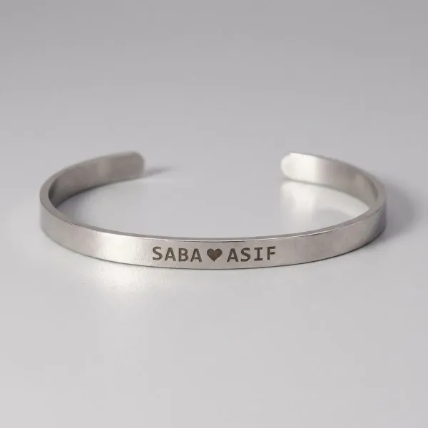Silver_Brass_Premium_And_Elegant_Bracelet_For_Unisex