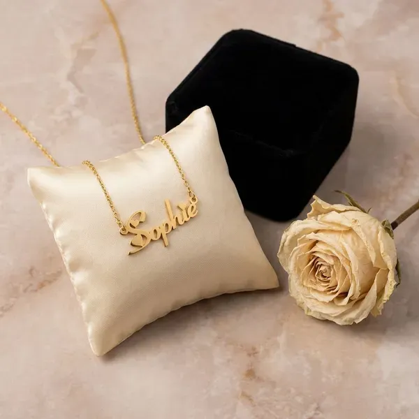 Gold_Brass_Premium_And_Elegant_Necklace_For_Women