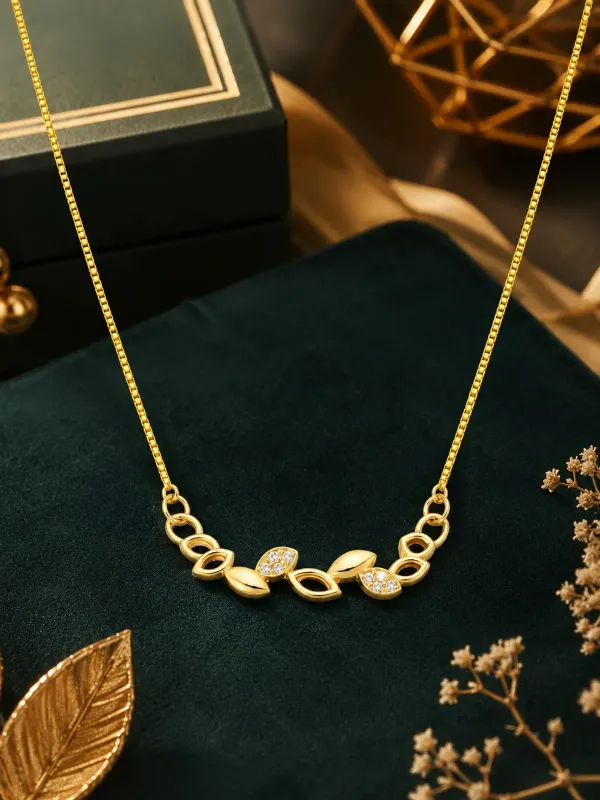 Gold_Brass_Premium_And_Elegant_Necklace_For_Women