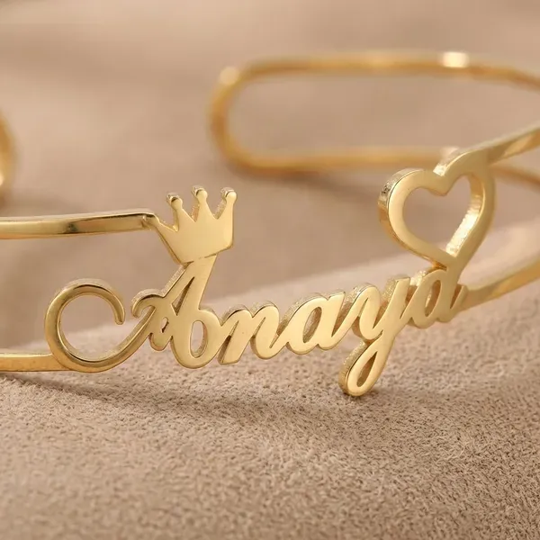 Gold_Brass_Premium_And_Elegant_Bracelet_For_Unisex