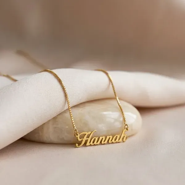 Gold_Brass_Premium_And_Elegant_Necklace_For_Women