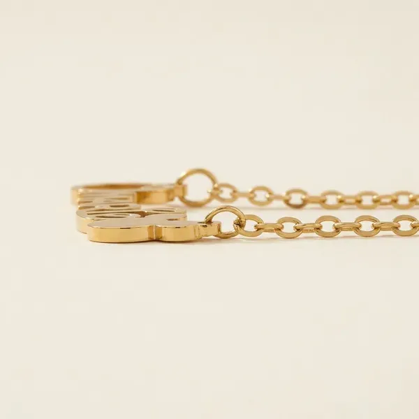 Gold_Brass_Premium_And_Elegant_Necklace_For_Women
