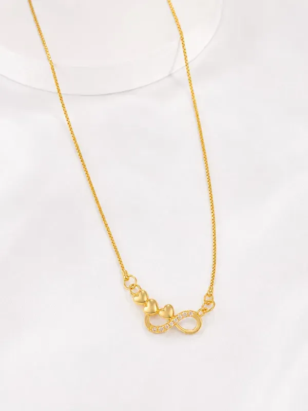 Gold_Brass_Premium_And_Elegant_Necklace_For_Women