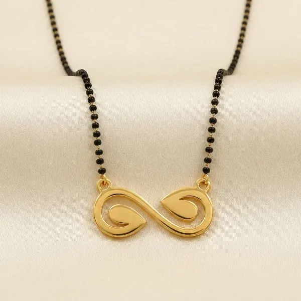 Gold_&_Black_Brass_Premium_And_Elegant_Necklace_For_Women