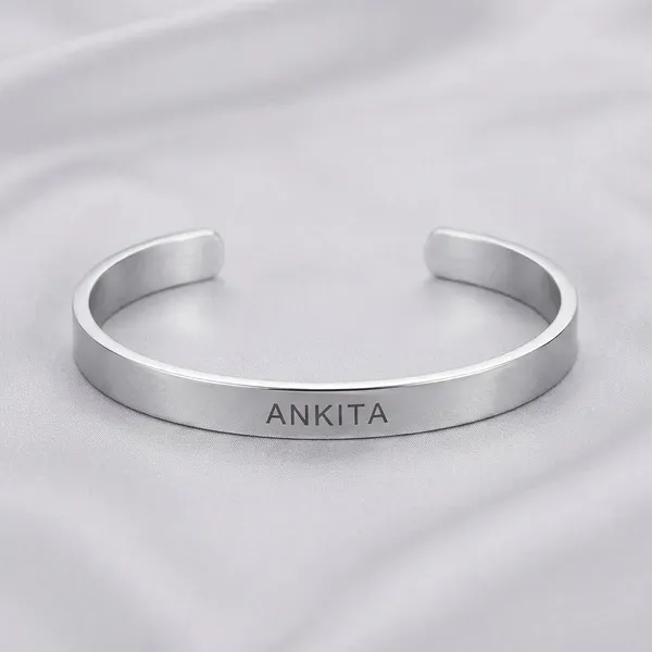 Silver_Brass_Premium_And_Elegant_Bracelet_For_Unisex