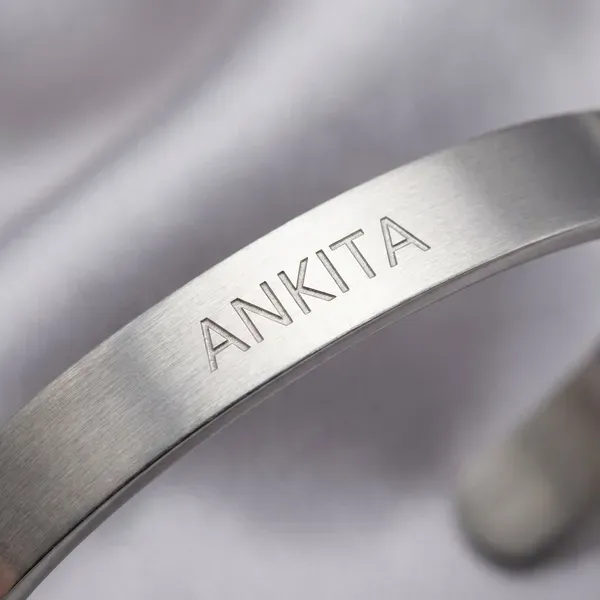 Silver_Brass_Premium_And_Elegant_Bracelet_For_Unisex