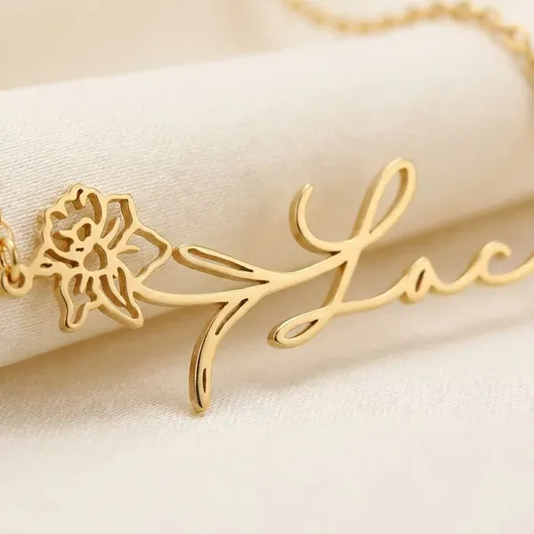 Gold_Brass_Premium_And_Elegant_Necklace_For_Women