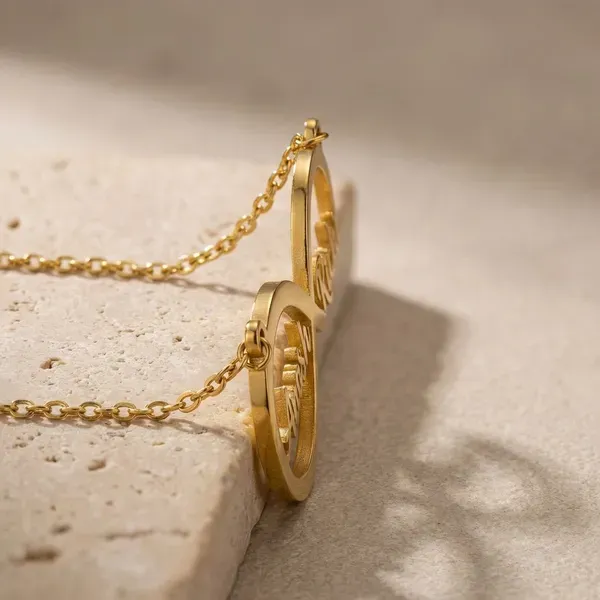 Gold_Brass_Premium_And_Elegant_Necklace_For_Women