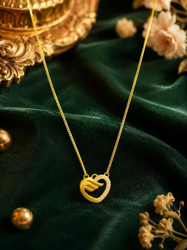 Gold_Brass_Premium_And_Elegant_Necklace_For_Women