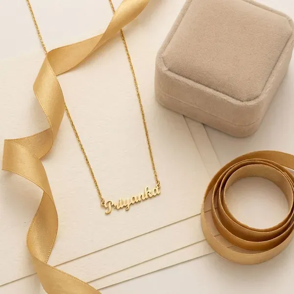 Gold_Brass_Premium_And_Elegant_Necklace_For_Women