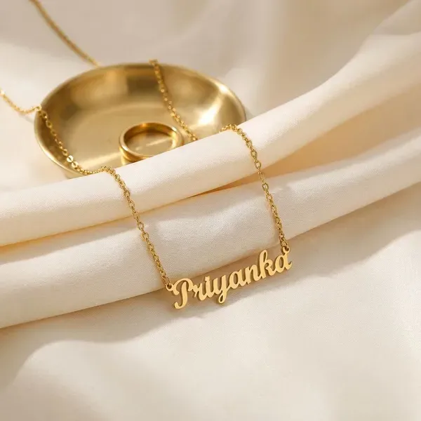 Gold_Brass_Premium_And_Elegant_Necklace_For_Women