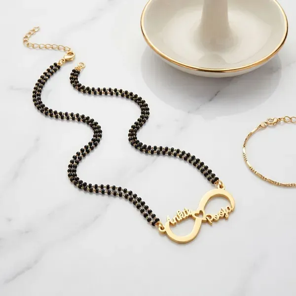 Gold_Brass_Premium_And_Elegant_Necklace_For_Women