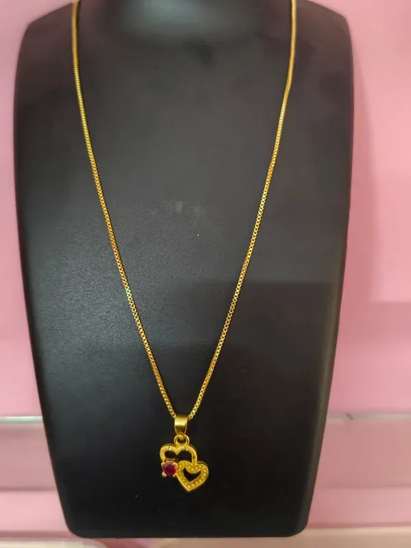 Gold_Brass_Premium_And_Elegant_Necklace_For_Women