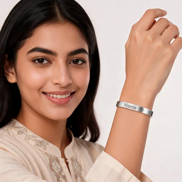 Silver_Brass_Premium_And_Elegant_Bracelet_For_Unisex