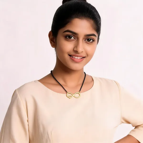 Gold_Brass_Premium_And_Elegant_Necklace_For_Women