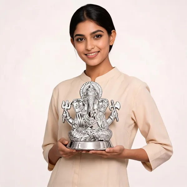 Silver_Brass_Premium_And_Elegant_Ganesh_Idol_For_Home