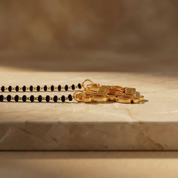 Gold_Brass_Premium_And_Elegant_Necklace_For_Women