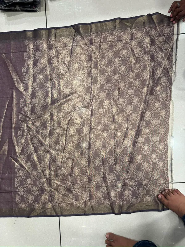 soma_Dark_Brown__Saree_With_Copper_Zari_Jacquard_Weave_And_Elegant_Border