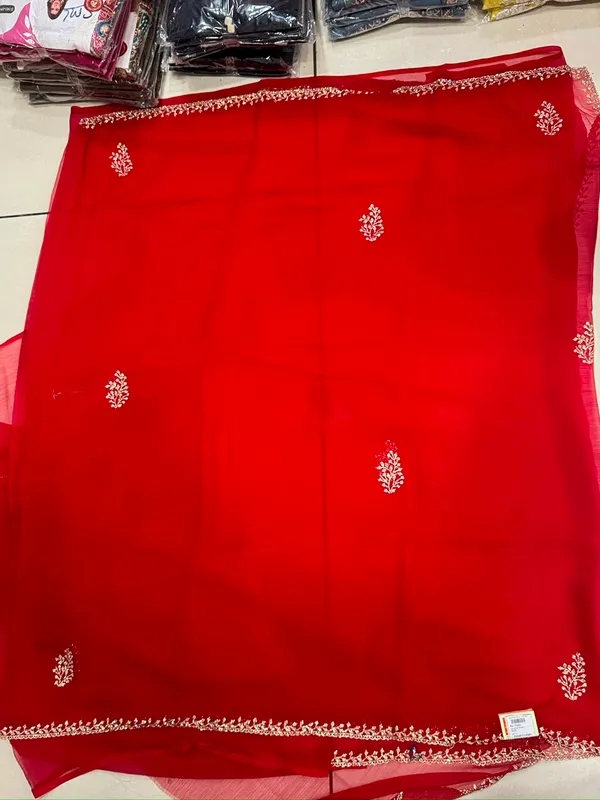 soma_Vibrant_Red_Saree_With_Elegant_Gold_Embroidered_Motifs_And_Matching_Blouse