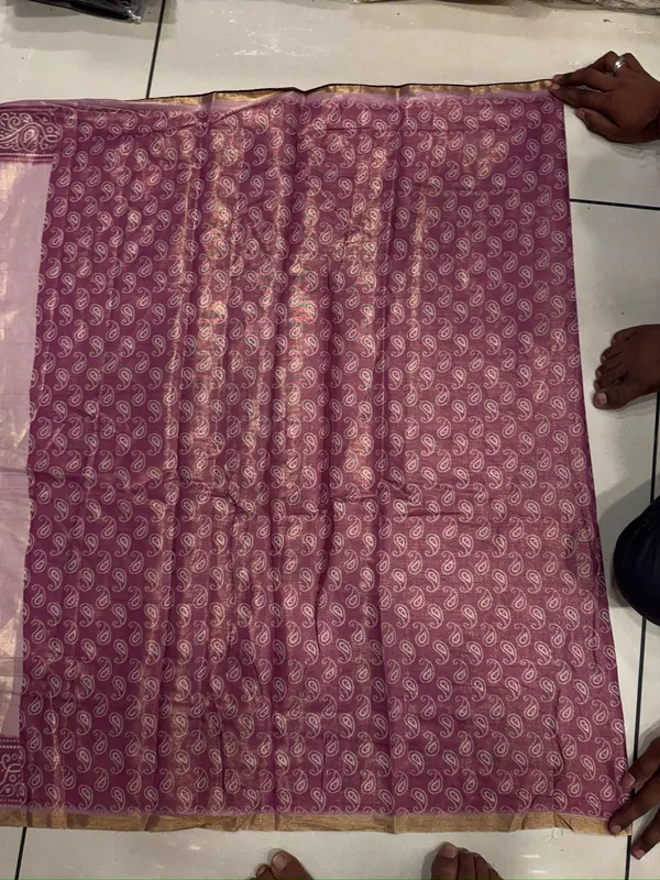 soma_Purple_Lavender_Saree_With_Heavy_Silver_Zari_Brocade_Work_And_Paisley_Border