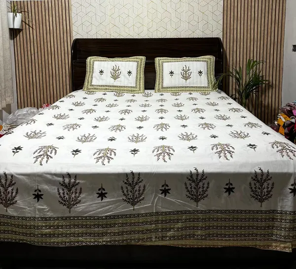 White_Botanical_Block_Print_Double_Bedsheet_Set
