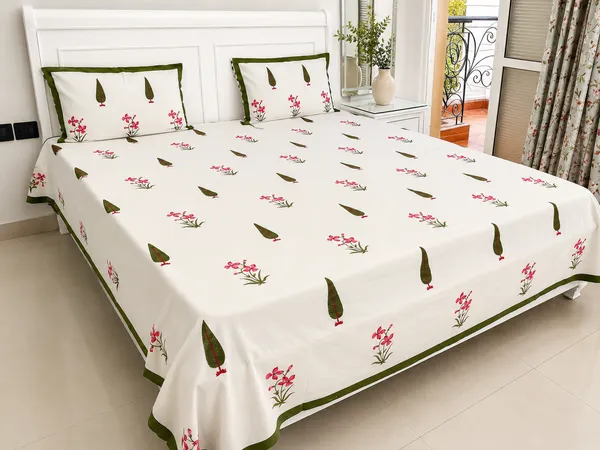 Cypress_Tree_&_Floral_Design_Cotton_Bedsheet_With_Pillow_Cover